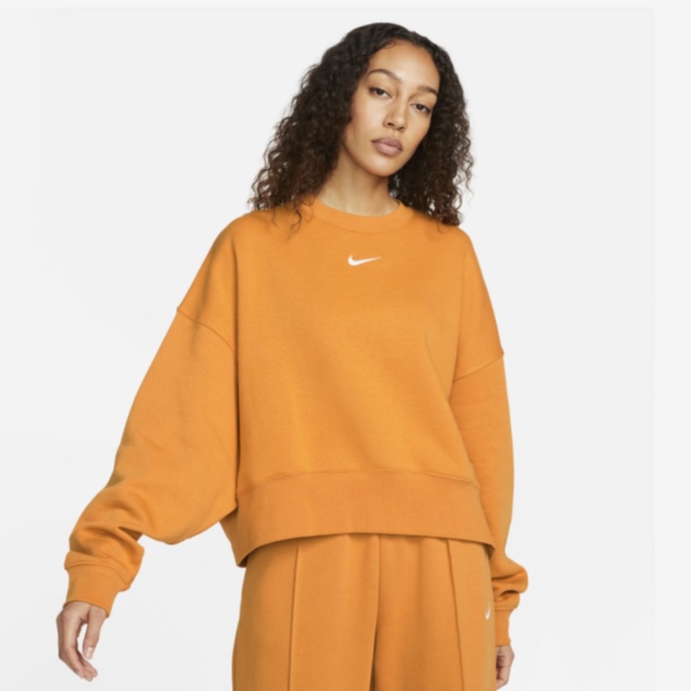 Nike Oversized Yellow Crew Sweater (XS)